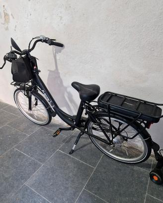 Bella bicicletta PEDALATA ASSISTITA