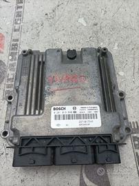 Centralina motore ecu opel vivaro 0281019840 23710