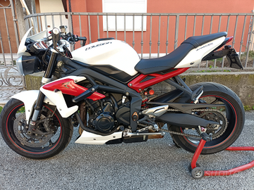 Triumph street triple 675 R