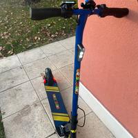 Monopattino elettrico x valentino rossi