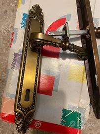 Coppia di maniglie porta