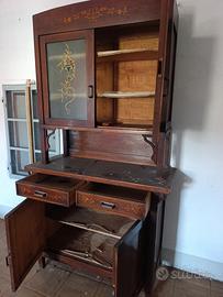 Armadio antico in legno 