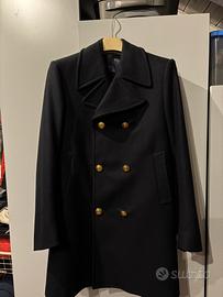 Giacca con bottoni dorati