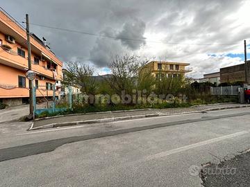 Terreno 4.300 mq ( 1.600 TB2) - Striano (NA)