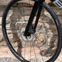 Cerchi Mavic Aksium, freni a disco