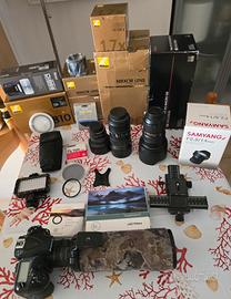Nikon D810 più corredo.