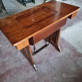 Tavolo Macchina da Cucire NECCHI Vintage