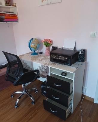 scrivania ufficio,  scuola 