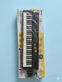 Yamaha Digital Keyboard PSR-F52