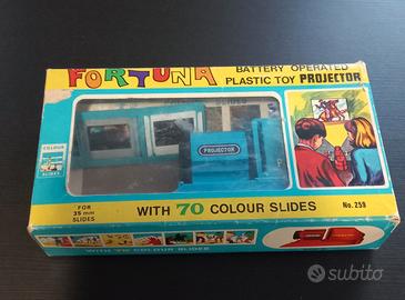 proiettore gioco vintage con diapositive