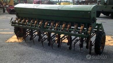 SEMINATRICE FRUMENTO MOD. 250X16 USATA