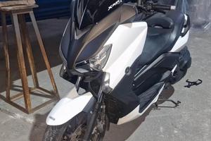 Yamaha XMAX 400 – 2013 – 44.700 km – tagliandato