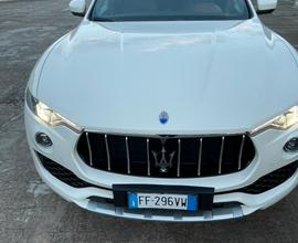 Auto Maserati Levante