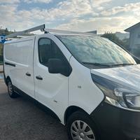 Opel vivaro 2016