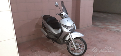 Piaggio Beverly 250