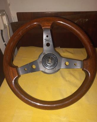 Volamte in legno 