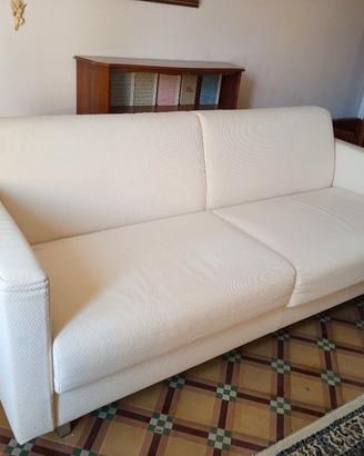Divano letto matrimoniale