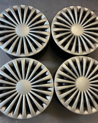 4 cerchi in ferro 15” modello KFZ 8737 + copricerc