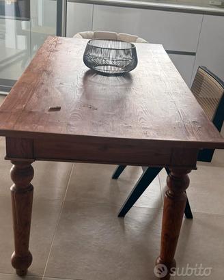 Tavolo in legno dell' 800