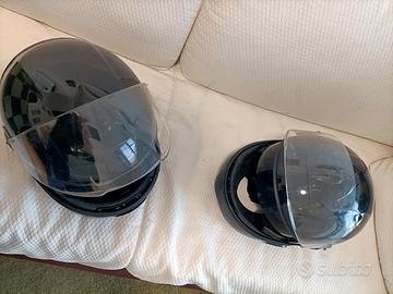 2 caschi concept neri