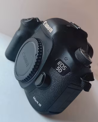 canon eos 5d mark iii
