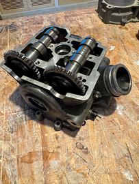 Testata ktm 950