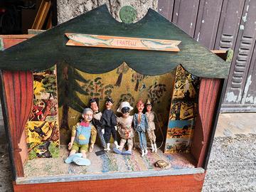 Teatrino delle marionette vintage fatto a mano e d