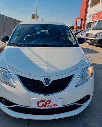 Lancia Ypsilon 1.2 69 CV 5 porte GPL Ecochic Gold