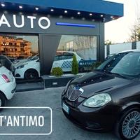 Lancia Ypsilon 1.4 Argento Ecochic GPL