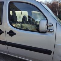 Porta anteriore dx nuda FIAT DOBLO del 2008