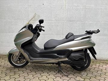 Yamaha Majestic 400cc