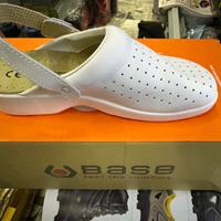 Scarpa Sabot marca BASE