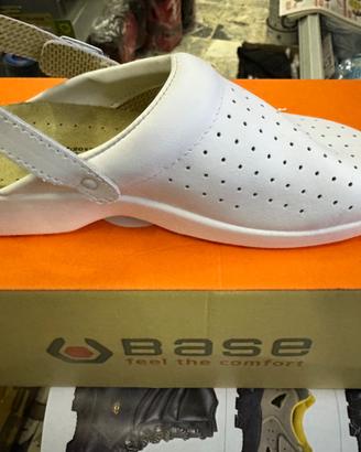 Scarpa Sabot marca BASE