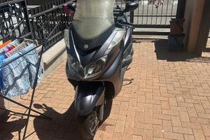 Yamaha Majesty 400