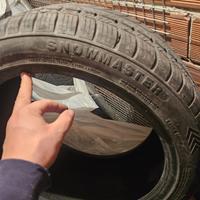 Gomme invernale