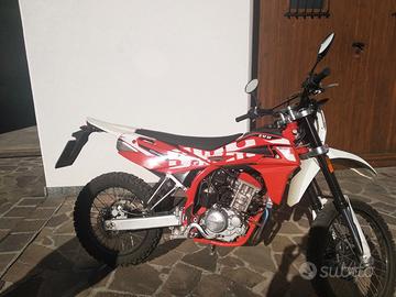 SWM RS 125