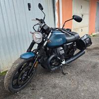 Moto Guzzi V7 III Stone