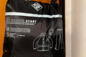 Completo antipioggia Tucano Urbano Diluvio Start