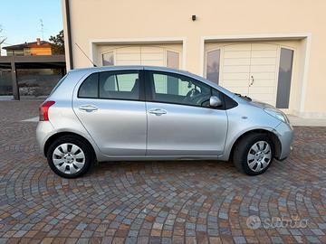 TOYOTA YARIS 1.0 - 5 PORTE SOL - PER NEOPATENTATI