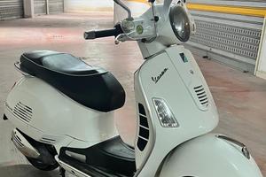 Vespa gts 300