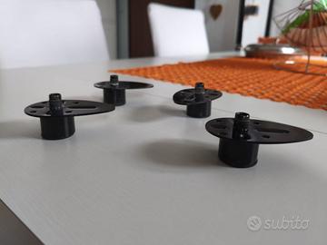 4 piedini regolabili mobili alzata 2.5cm