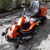 Husqvarna R15V2 4WD