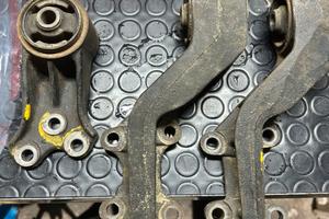 Suppori ponte anteriore suzuki vitara 1.6