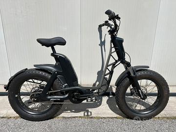 Bici elettrica FANTIC ISSIMO 25