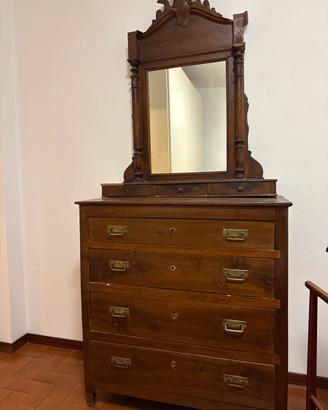 Cassettone in legno