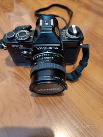 Yashica FX-D Quartz reflex degli anni 80 reflex
