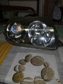 Faro sinistro. alfa romeo spider GtV