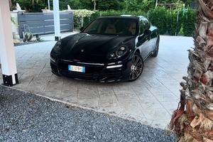 Porsche Panamera Diesel 3.0 V6 300 CV