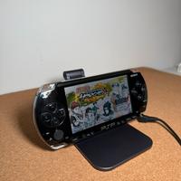 Play Station Portable+10 giochi+1 film