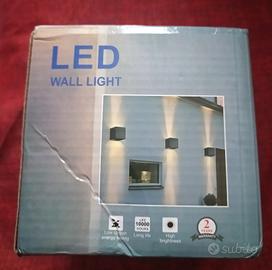 Lampada LED da parete - 10W - 3000K